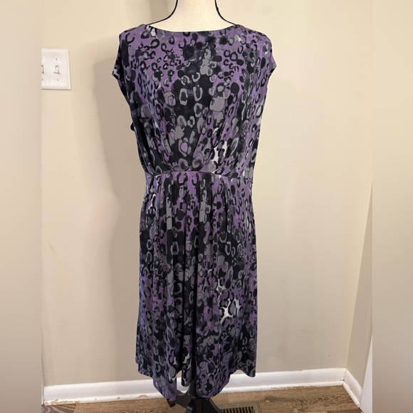 LOFT Dresses & Skirts - Loft abstract leopard print midi dress purple gray black SZ M
